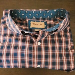 Ariat Wrinkle Free Button-Up